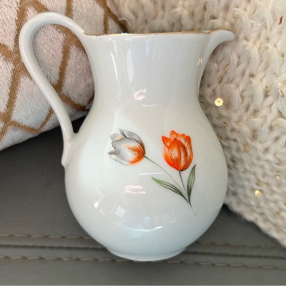 Vintage BAREUTHER Waldsassen BAVARIA Germany Tulip Bone China CREAMER PITCHER - Picture 4 of 10